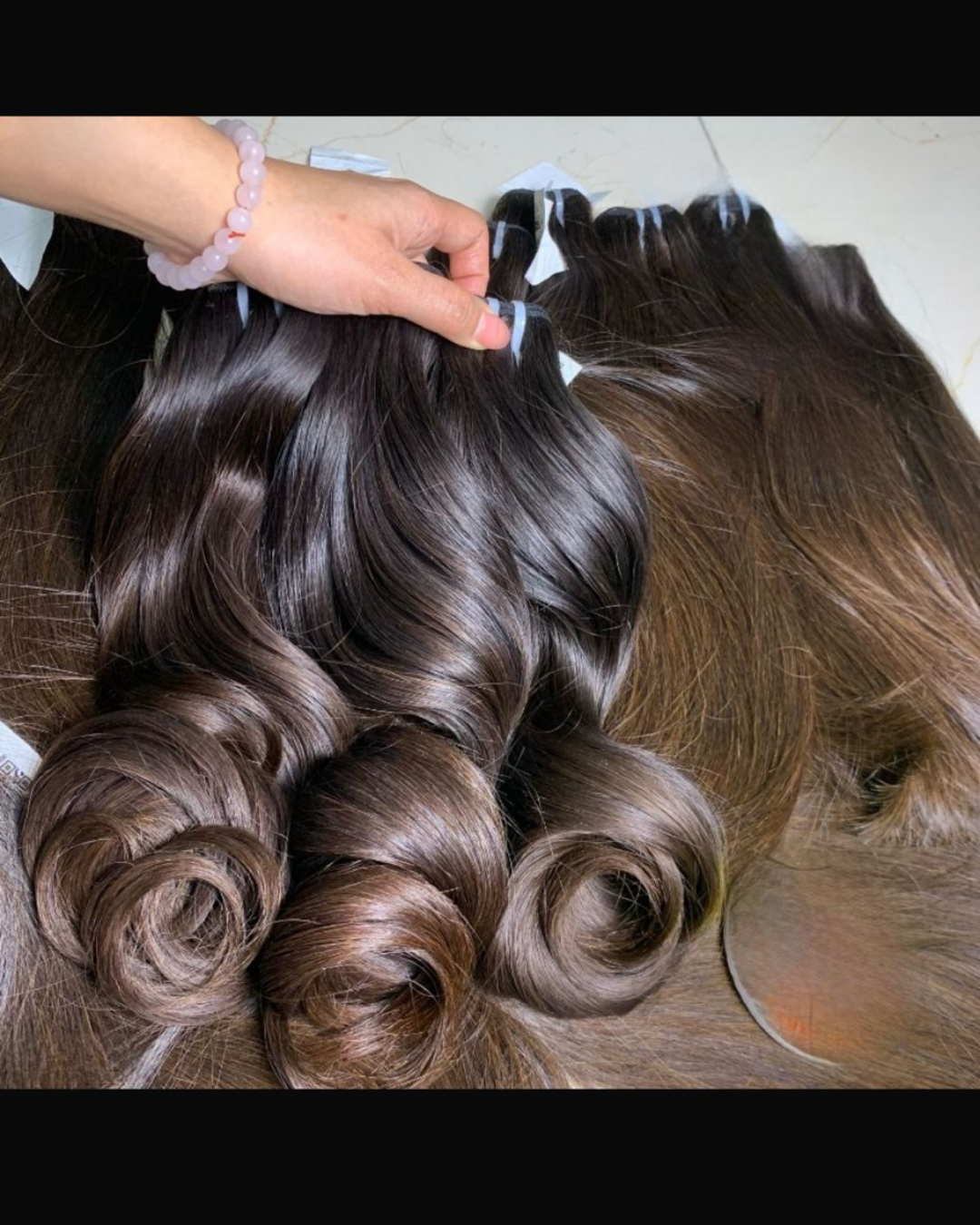 Vietnamese Raw Hair - Wavy 1b/30 - Thifany Hair Company