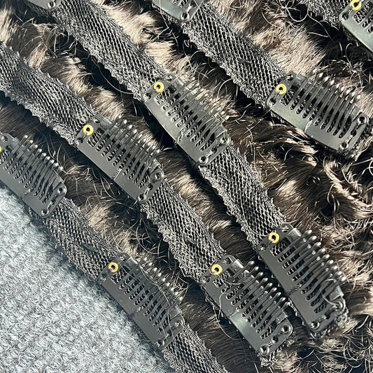 L’Indépendante – Clip In Kinky Curly 18 pouces | Extensions naturelles premium - Thifany Hair Company